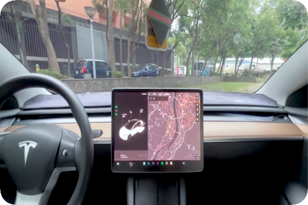 Tesla等電動車、新能源車內部高度電子化，對於多種車用電子需求大（用在稜研） 稜研*電信、衛星/國防先行，汽車應用何時發酵？2025 Jan(增)
